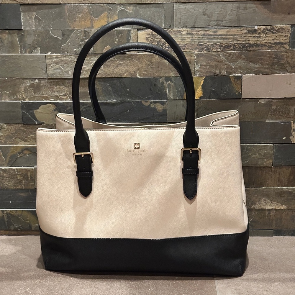 Kate Spade Cove Street Colorblock Airel Tote in the colorway Pumice/Black - Picture 2 of 16